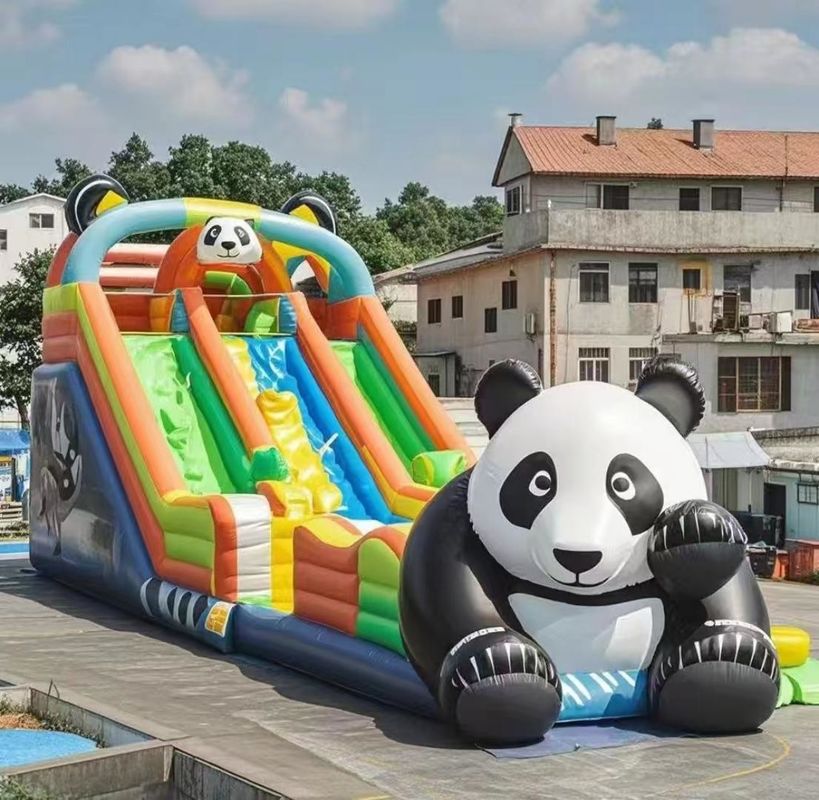 Zwierzęta Panda Zamek nadmuchowy Slizgacze wodne Dom odbicia Kolorowy Zamkowy Zamek Skokowy Zamek handlowy