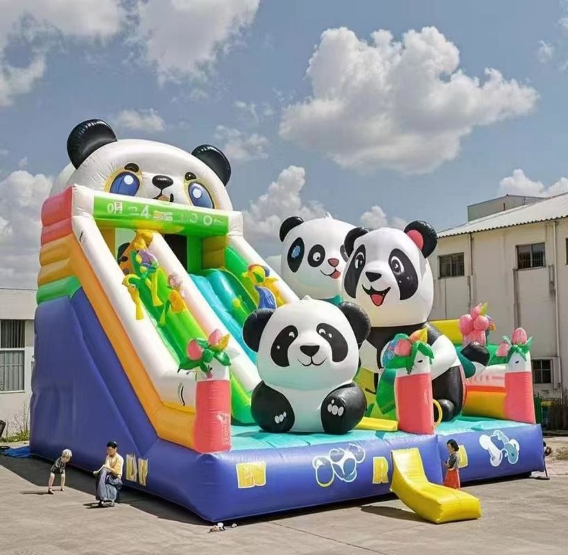Zwierzęta Panda Zamek nadmuchowy Slizgacze wodne Dom odbicia Kolorowy Zamkowy Zamek Skokowy Zamek handlowy